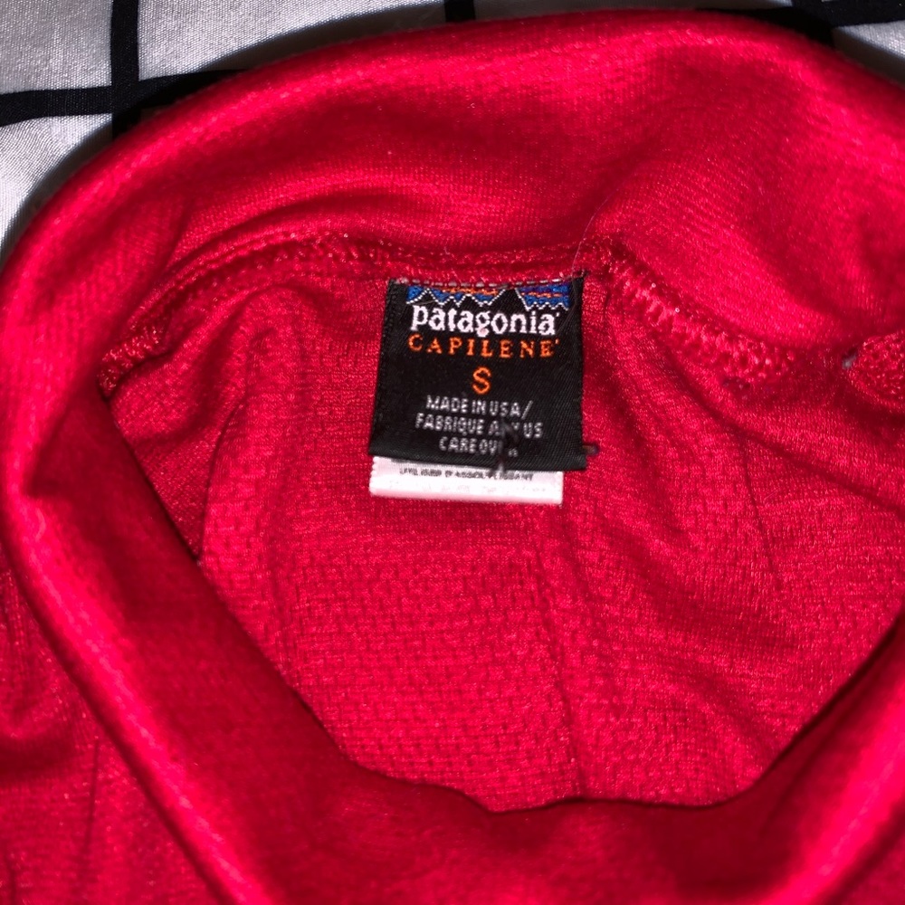 Women’s Vintage Patagonia Turtleneck Shirt - Picture 5 of 7
